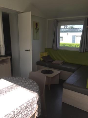 Mobile-Home 100M Plage Utah Mme Surget Sainte-Marie-du-Mont  Exterior foto